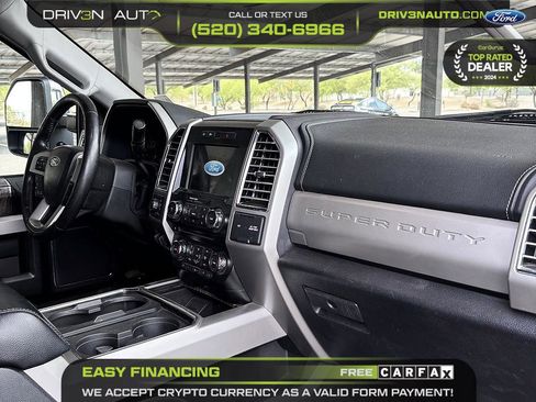 Used 2017 Ford F250 Lariat w/ Lariat Ultimate Package AWD/4WD image 16