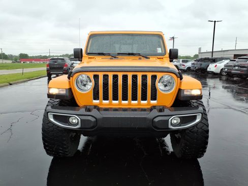 Used 2021 Jeep Gladiator Overland w/ Popular Equipment Package AWD/4WD image 2