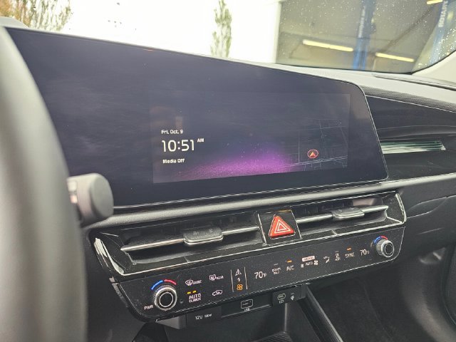 Certified 2023 Kia Niro Wind w/ Wind Preserve Package FWD image 27