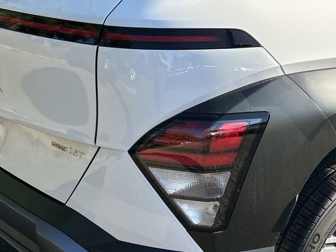 New 2026 Hyundai Kona SEL Premium image 12