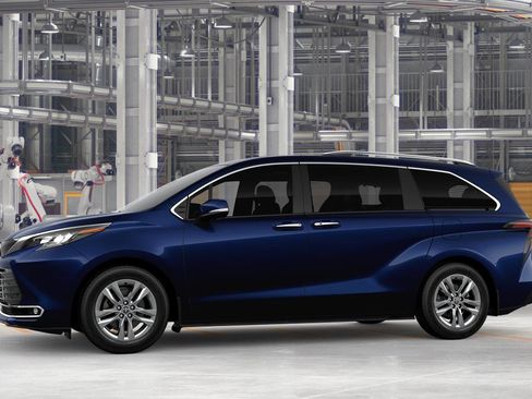 New 2026 Toyota Sienna Limited AWD/4WD image 5