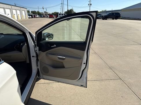 Used 2014 Ford Escape Titanium AWD/4WD image 21