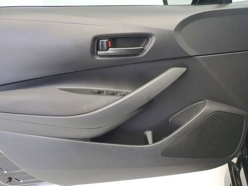 Used 2022 Toyota Corolla LE image 20