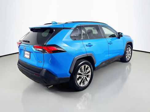 Certified 2021 Toyota RAV4 XLE Premium FWD image 7