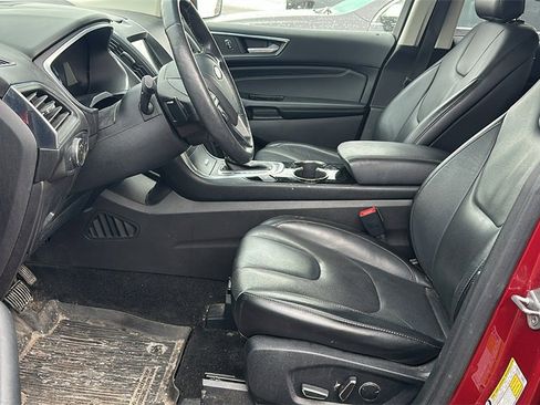 Used 2017 Ford Edge Titanium w/ Equipment Group 301A image 8