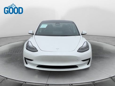 Used 2022 Tesla Model 3 Performance image 8