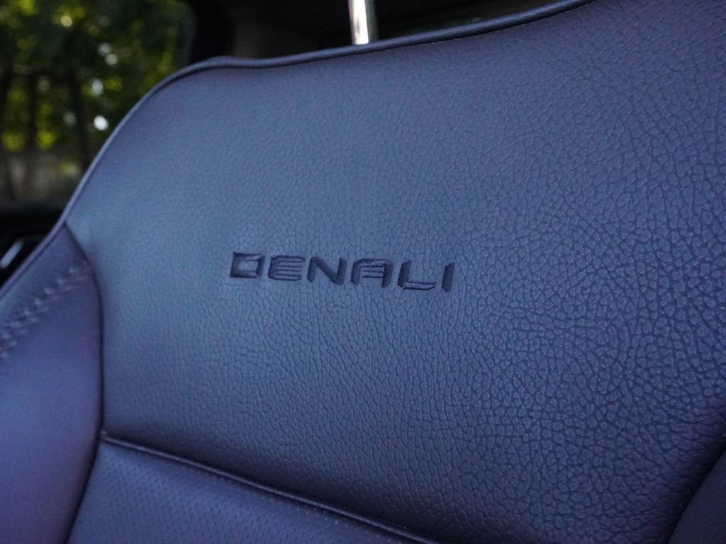 Used 2024 GMC Sierra 1500 Denali AWD/4WD image 39