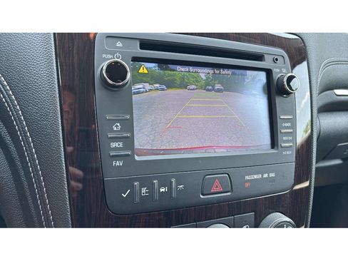Used 2015 Chevrolet Traverse LT AWD/4WD image 20