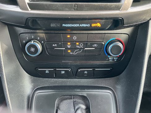 Used 2020 Ford Transit Connect XL image 21