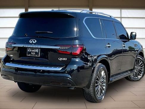 Used 2024 INFINITI QX80 Sensory AWD/4WD image 2