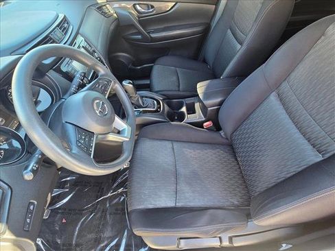 Used 2018 Nissan Rogue S image 14