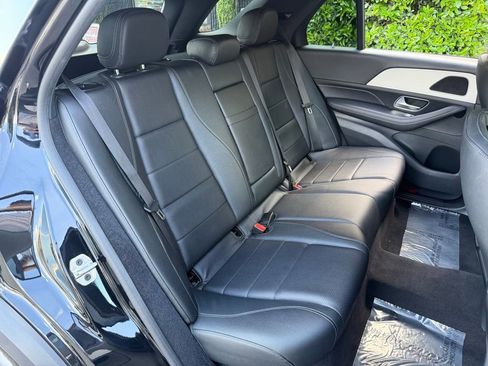 Used 2024 Mercedes-Benz GLE 350 4MATIC image 38