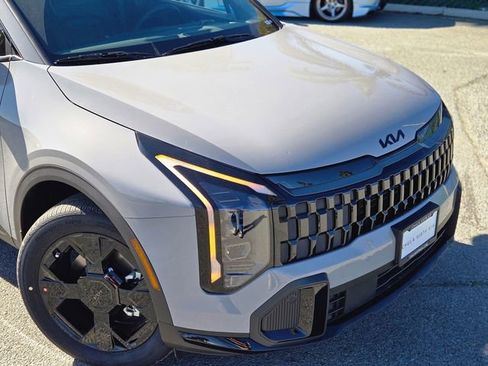 New 2026 Kia Sportage X-Line AWD/4WD image 3