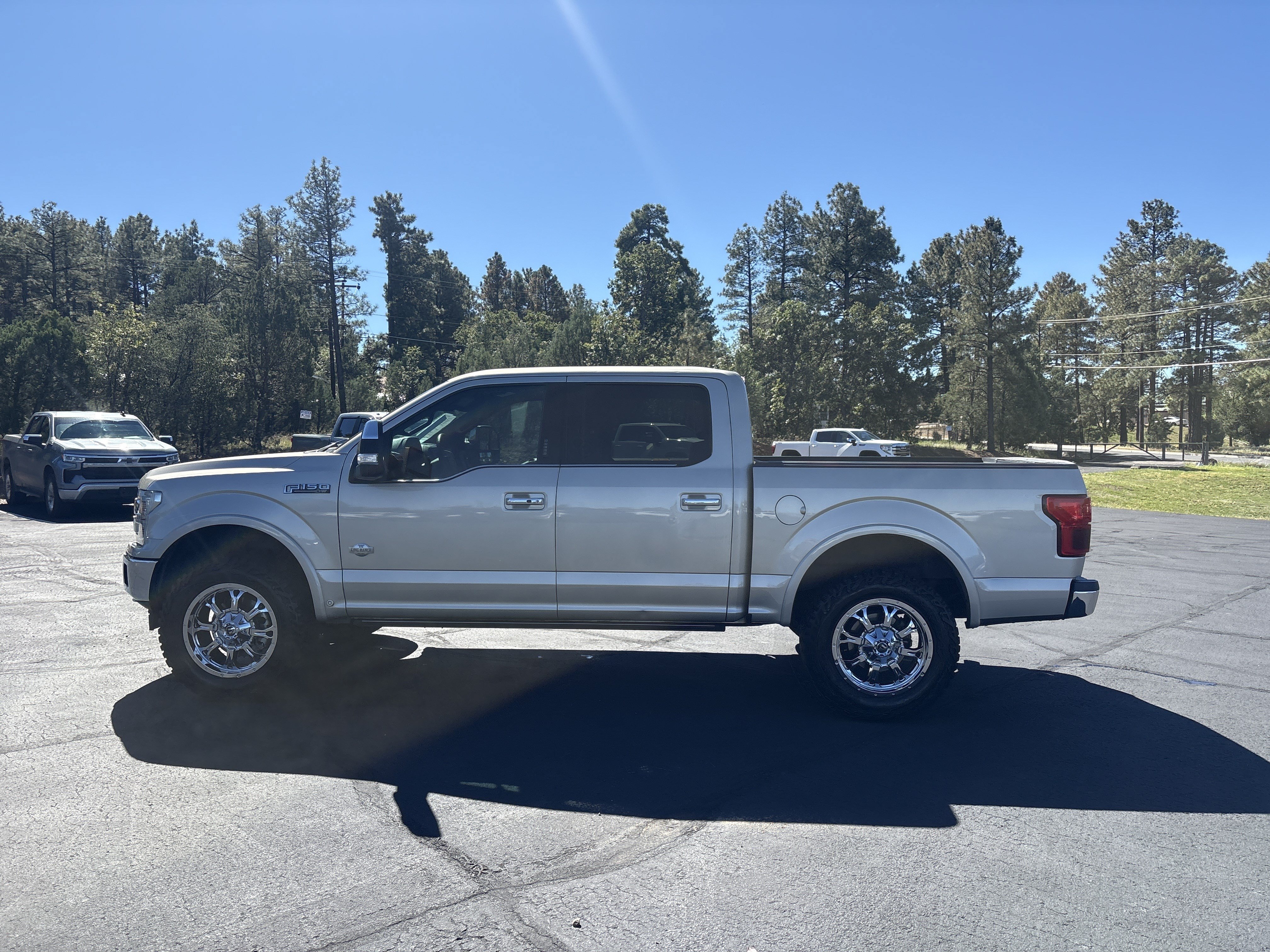 Used 2018 Ford F150 King Ranch w/ Equipment Group 601A Luxury AWD/4WD image 7
