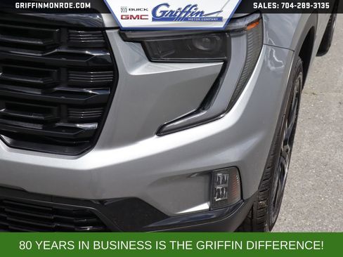 New 2026 GMC Acadia Elevation w/ Black Edition FWD image 10