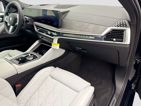 New 2026 BMW X6 xDrive40i image 16