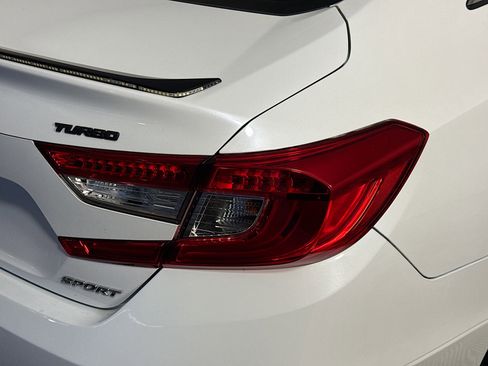 Used 2022 Honda Accord Sport image 34