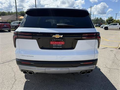 New 2026 Chevrolet Traverse LT image 6