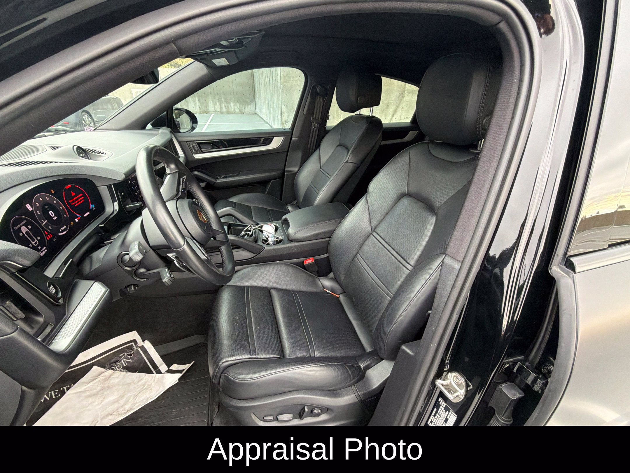 Certified 2024 Porsche Cayenne Coupe AWD/4WD image 6