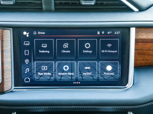 Used 2024 GMC Yukon XL Denali Ultimate image 12