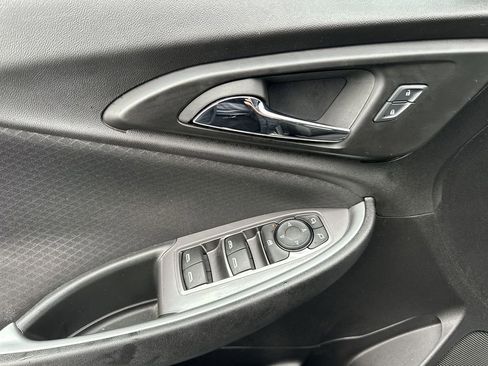 Used 2024 Chevrolet Malibu LT w/ Midnight Edition image 13