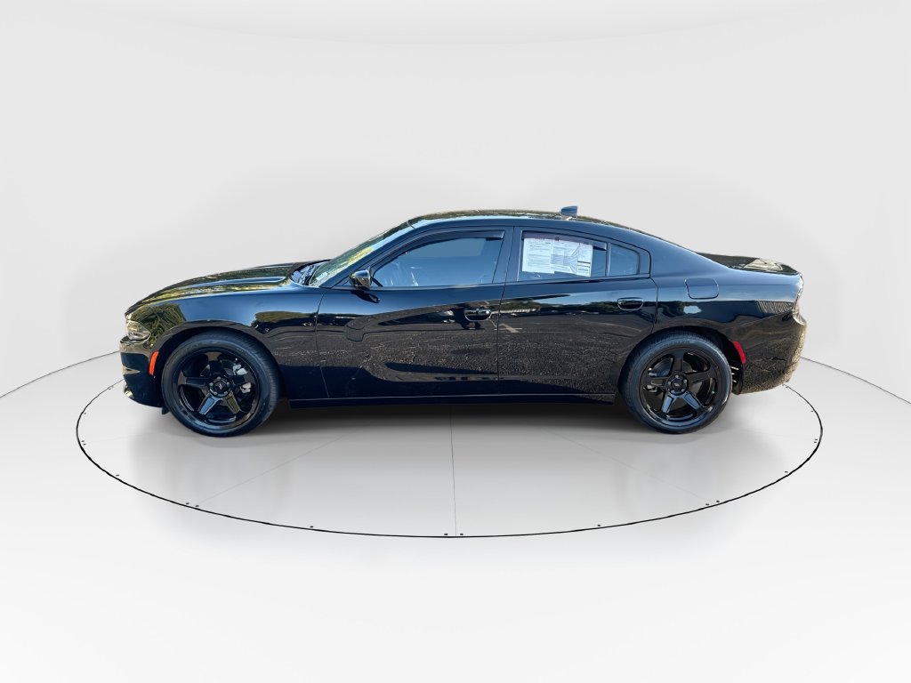 Used 2023 Dodge Charger SXT RWD image 5