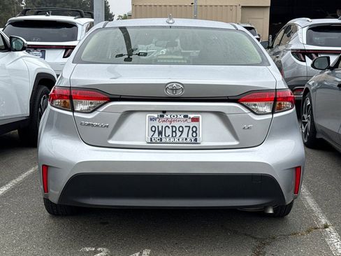 Used 2026 Toyota Corolla LE FWD image 6