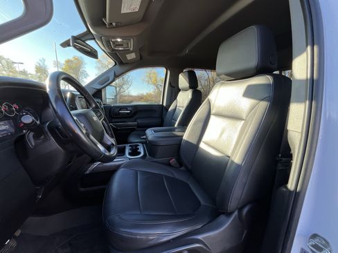 Used 2022 Chevrolet Silverado 3500 LTZ w/ LTZ Convenience Package image 19