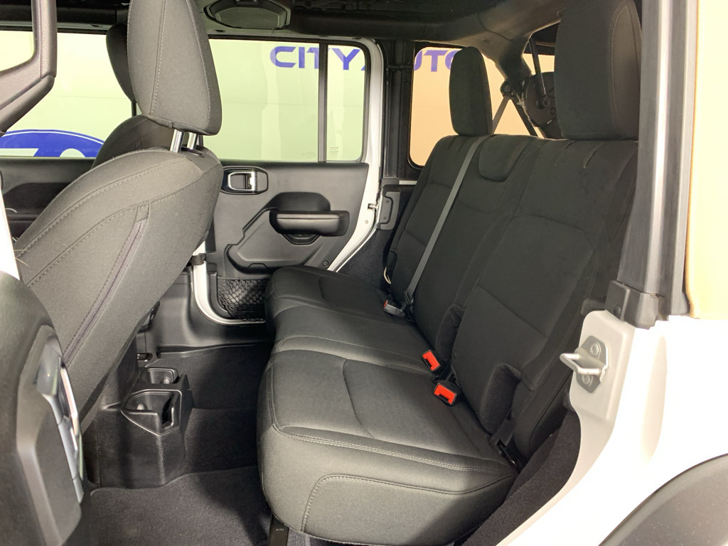 Used 2018 Jeep Wrangler Unlimited Sport S AWD/4WD image 32