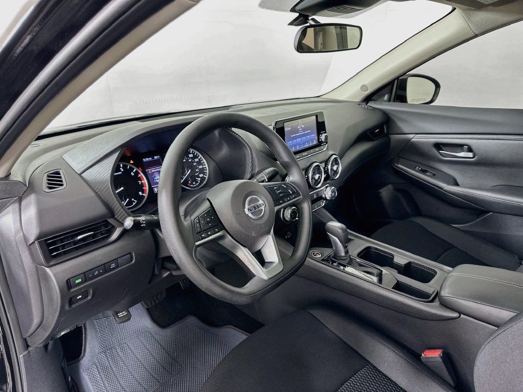 Used 2022 Nissan Sentra S FWD image 9