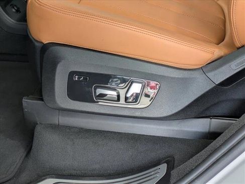 Used 2019 BMW X7 xDrive40i w/ Premium Package image 26