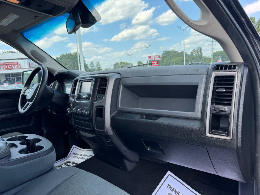 Used 2014 RAM 1500 ST w/ SXT Appearance Group AWD/4WD image 19