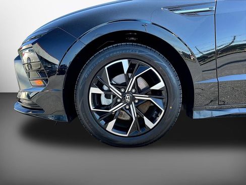 Certified 2024 Hyundai Sonata SEL FWD image 30