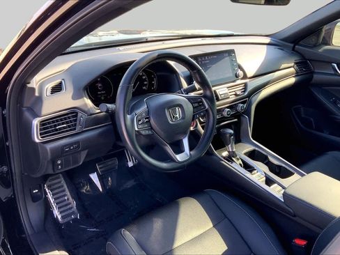 Used 2020 Honda Accord Sport image 17