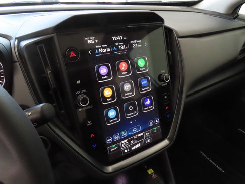 Used 2025 Subaru Crosstrek 2.5i Limited w/ Crosstrek Mirror Package image 19