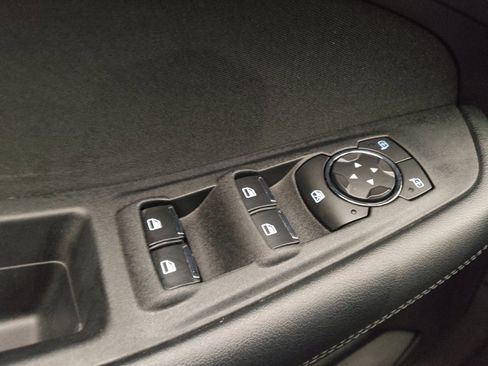 Used 2018 Ford Edge SE AWD/4WD image 27