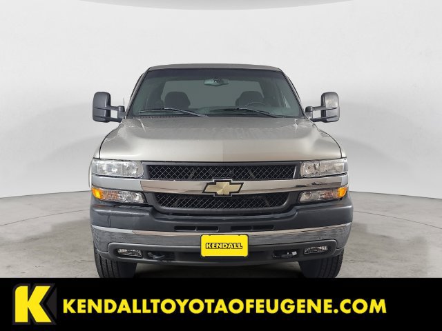 Used 2001 Chevrolet Silverado 2500 LS AWD/4WD image 2