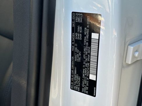 Certified 2023 Volvo XC90 B5 Plus AWD/4WD image 29