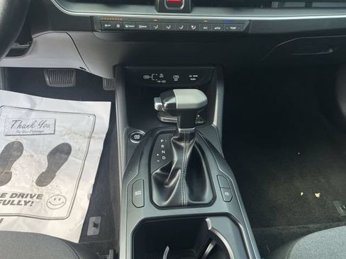 Used 2025 Kia K4 FWD image 26