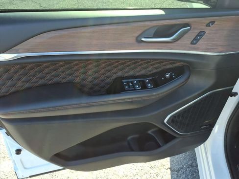 Used 2021 Jeep Grand Cherokee L Summit w/ Advanced Protech Group IV image 16