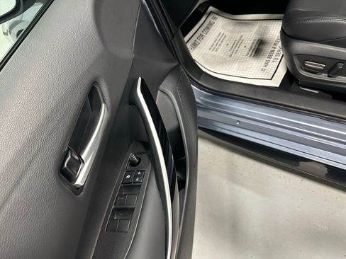 Used 2025 Toyota Corolla XSE image 9