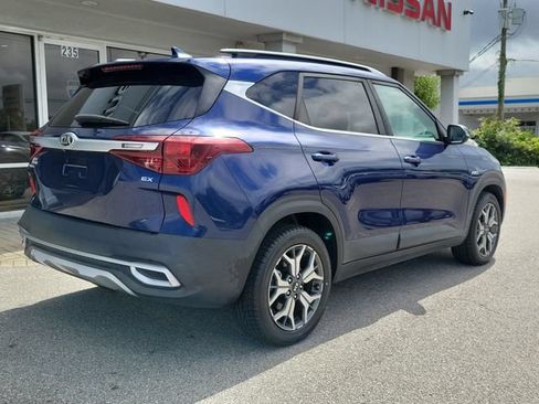 Used 2021 Kia Seltos EX AWD/4WD image 8