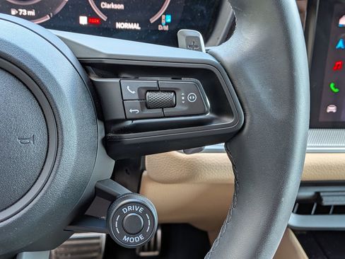 Certified 2026 Porsche Cayenne S AWD/4WD image 9