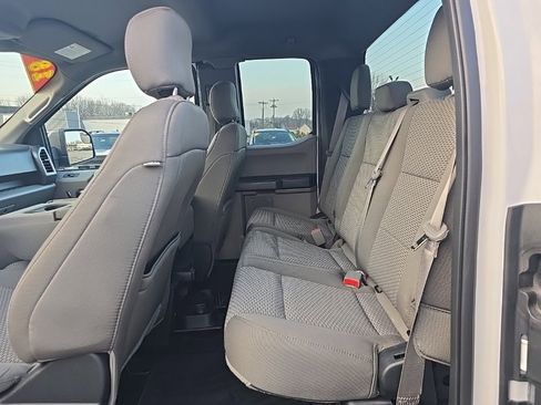 Used 2018 Ford F150 XLT w/ Equipment Group 302A Luxury image 22