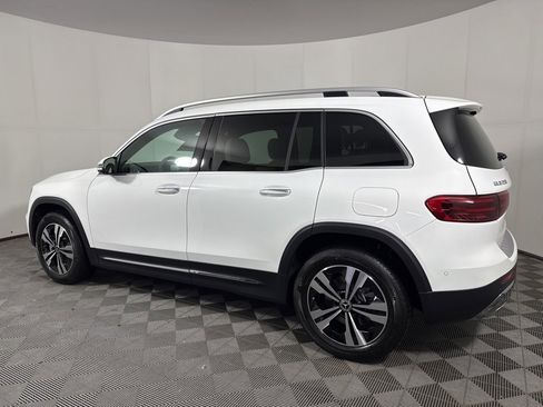 New 2026 Mercedes-Benz GLB 250 4MATIC image 4