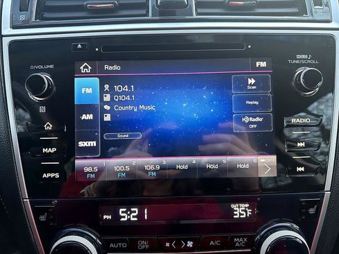 Used 2019 Subaru Outback 2.5i Limited image 17