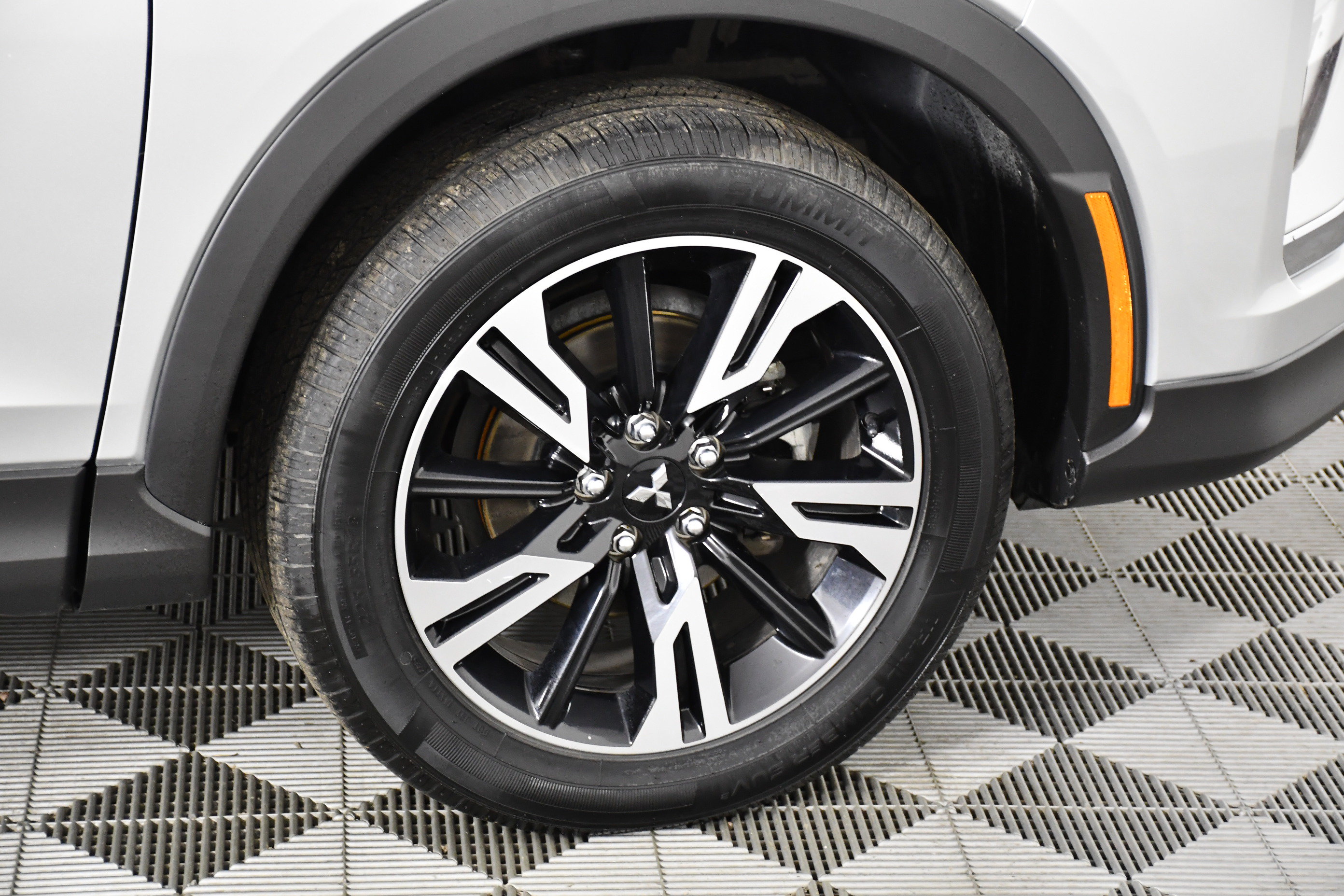 Used 2023 Mitsubishi Eclipse Cross SE AWD/4WD image 49