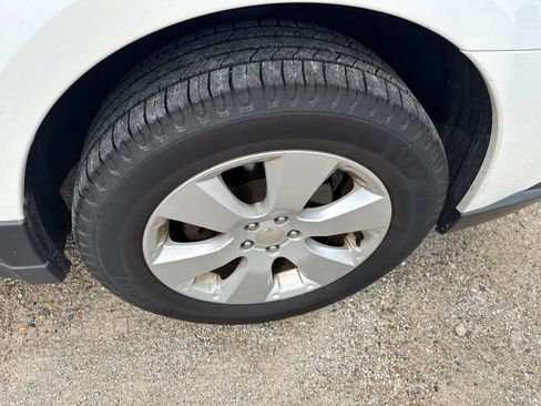 Used 2012 Subaru Outback 2.5i Premium AWD/4WD image 5