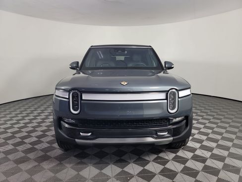 Used 2024 Rivian R1S Adventure Dual AWD/4WD image 8