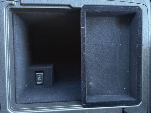 Certified 2024 Nissan Armada Platinum w/ Captain's Chairs Package image 43